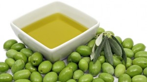 Aceite de oliva para embellecer el cabello y la piel