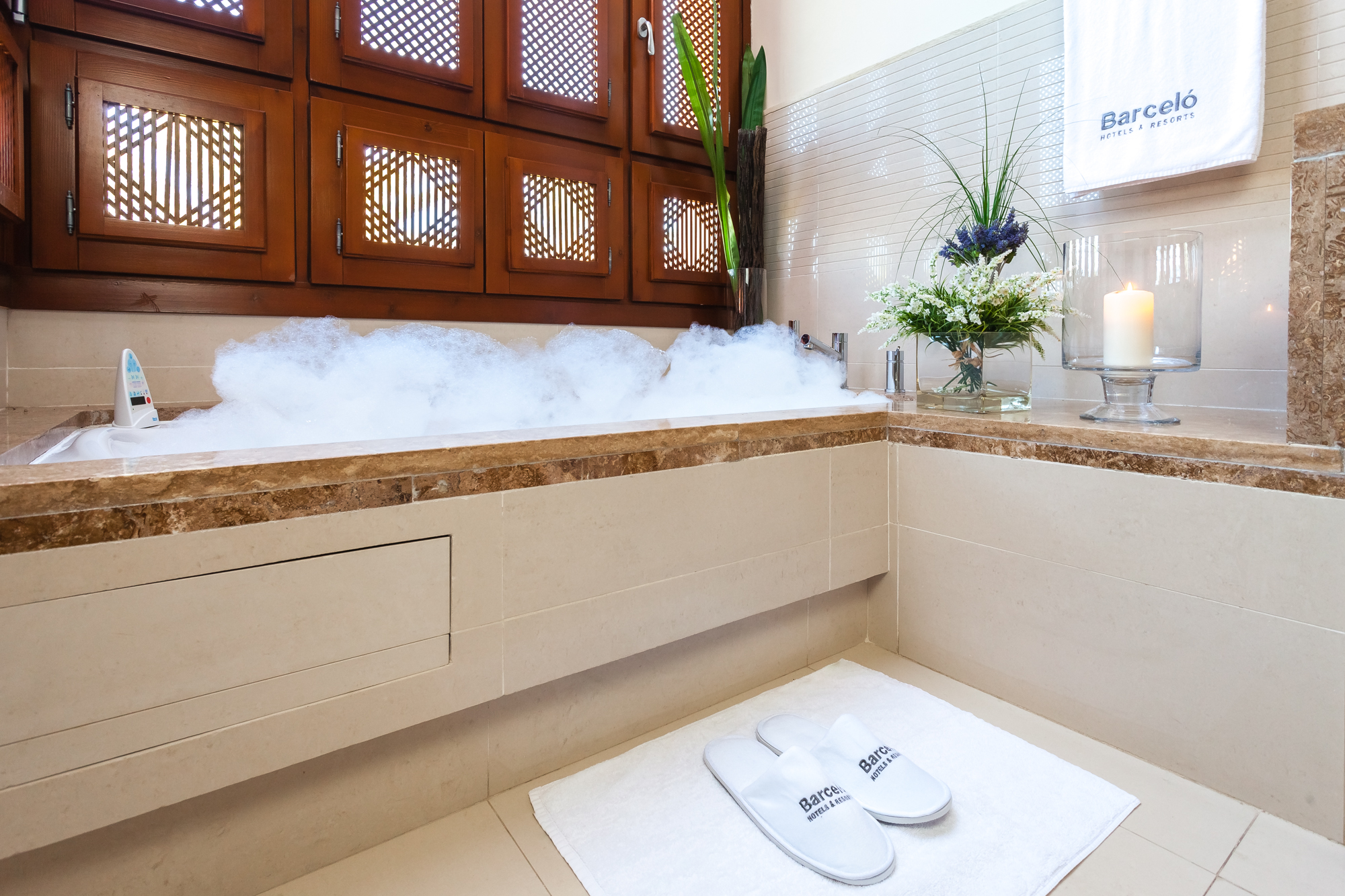 Rituales de baño en casa con ingredientes naturales