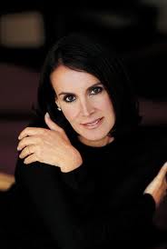 By Terry de Terry Gunzburg